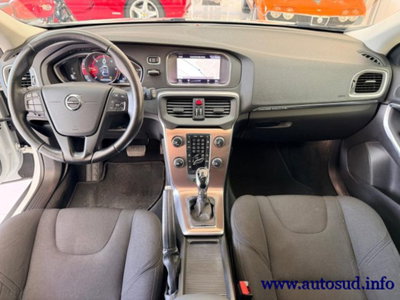 Volvo V40 Cross Country D2 Geartronic (15)