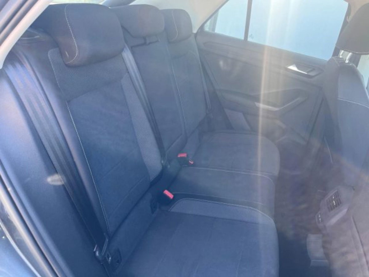 Volkswagen T-Roc 1.0 TSI Style (10)