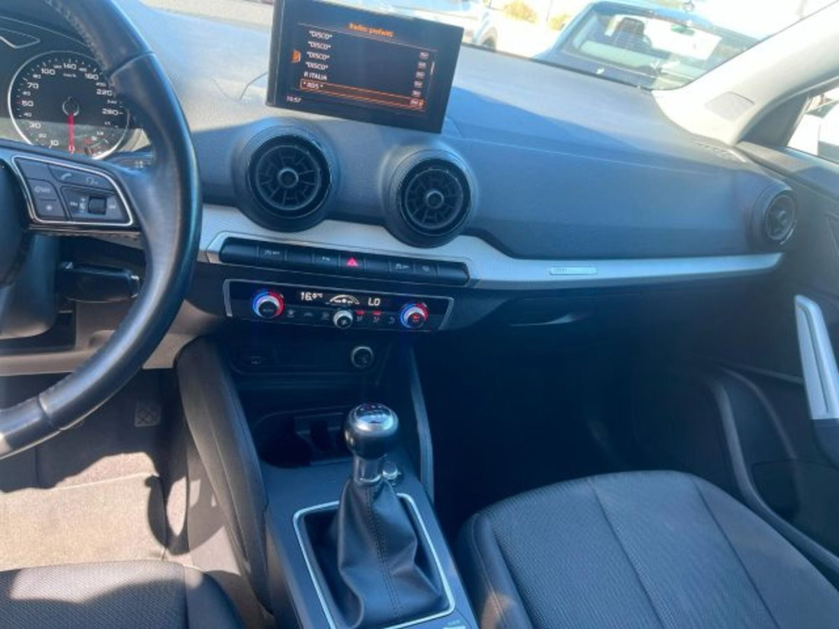 Volkswagen T-Roc 1.0 TSI Style (9)