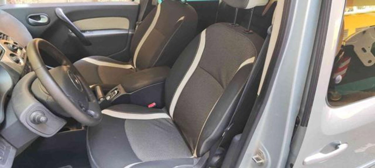 Renault Kangoo 1.5 dCi 90CV F.AP. 5 porte Attractive (11)