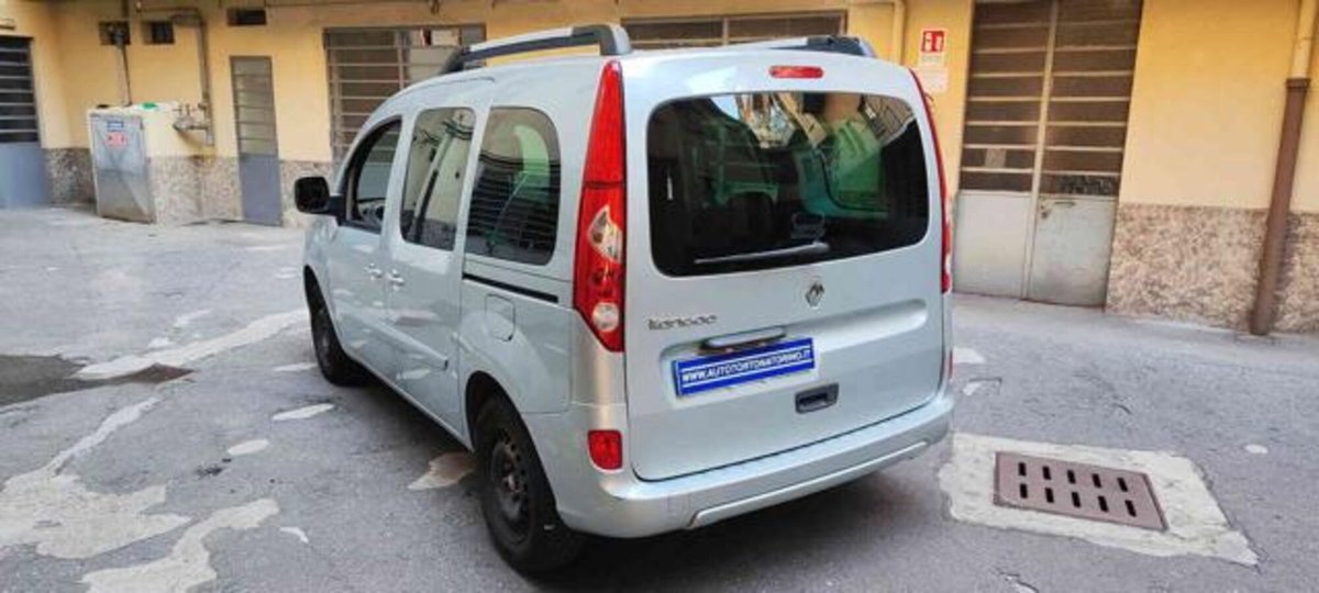 Renault Kangoo 1.5 dCi 90CV F.AP. 5 porte Attractive (7)