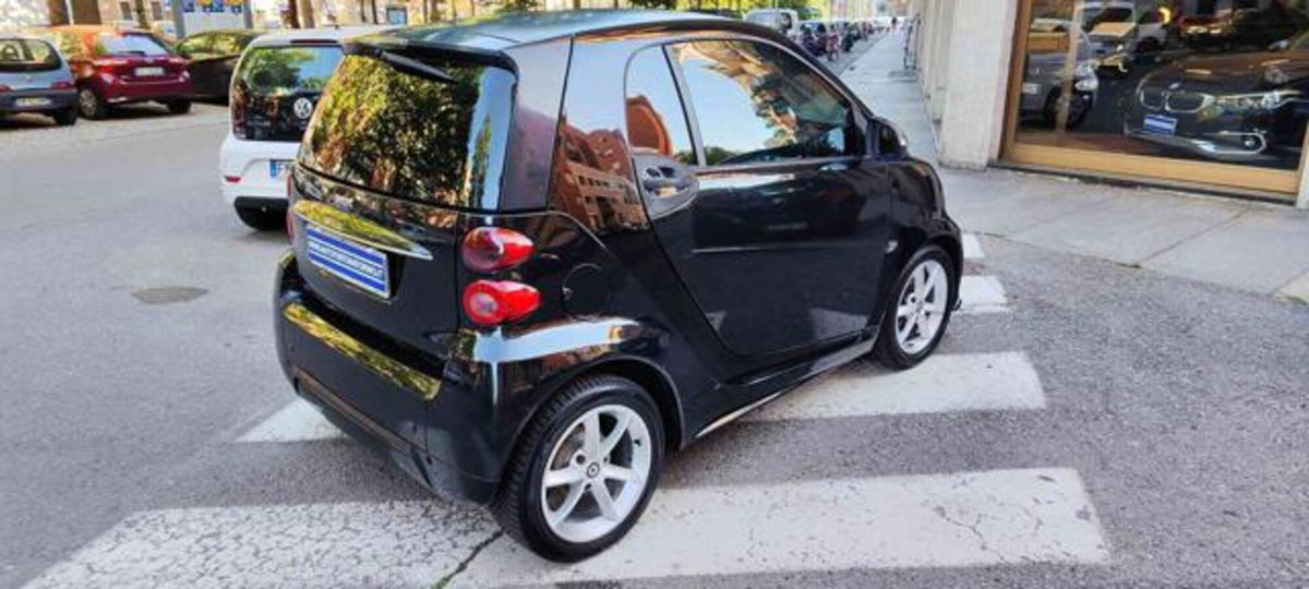 smart Fortwo 800 40 kW coupé pulse cdi (4)