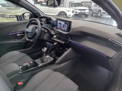 Peugeot 208 PureTech 100 Stop&Start 5 porte GT (13)
