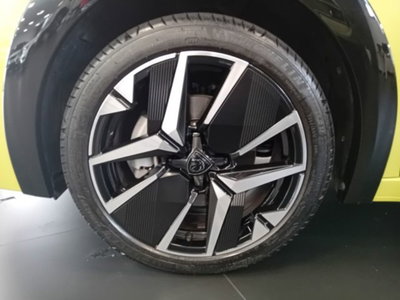Peugeot 208 PureTech 100 Stop&Start 5 porte GT (5)