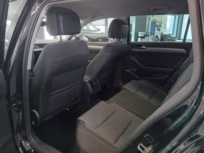 Volkswagen Passat Variant 2.0 TDI SCR EVO DSG Business (11)