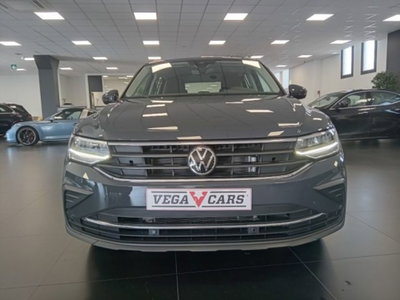 Volkswagen Tiguan 1.5 TSI 150 CV DSG ACT Life (2)