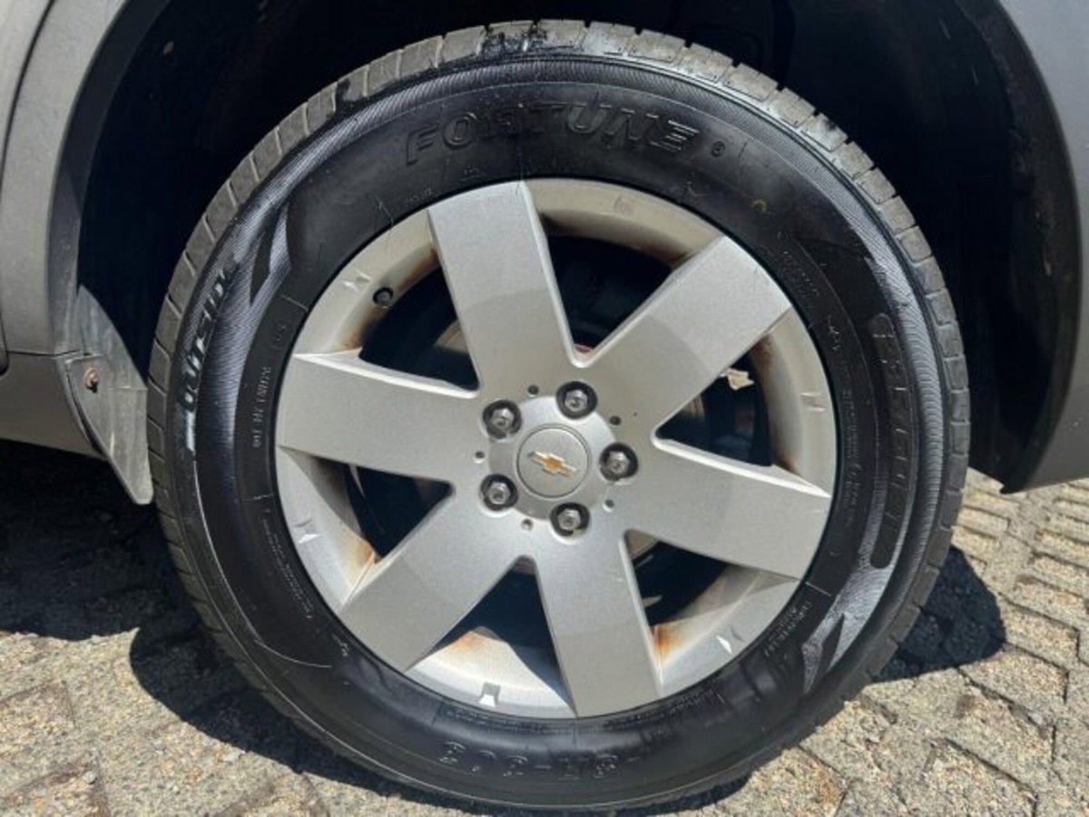 Chevrolet Captiva 2.2 VCDi 163CV 2WD LS (14)