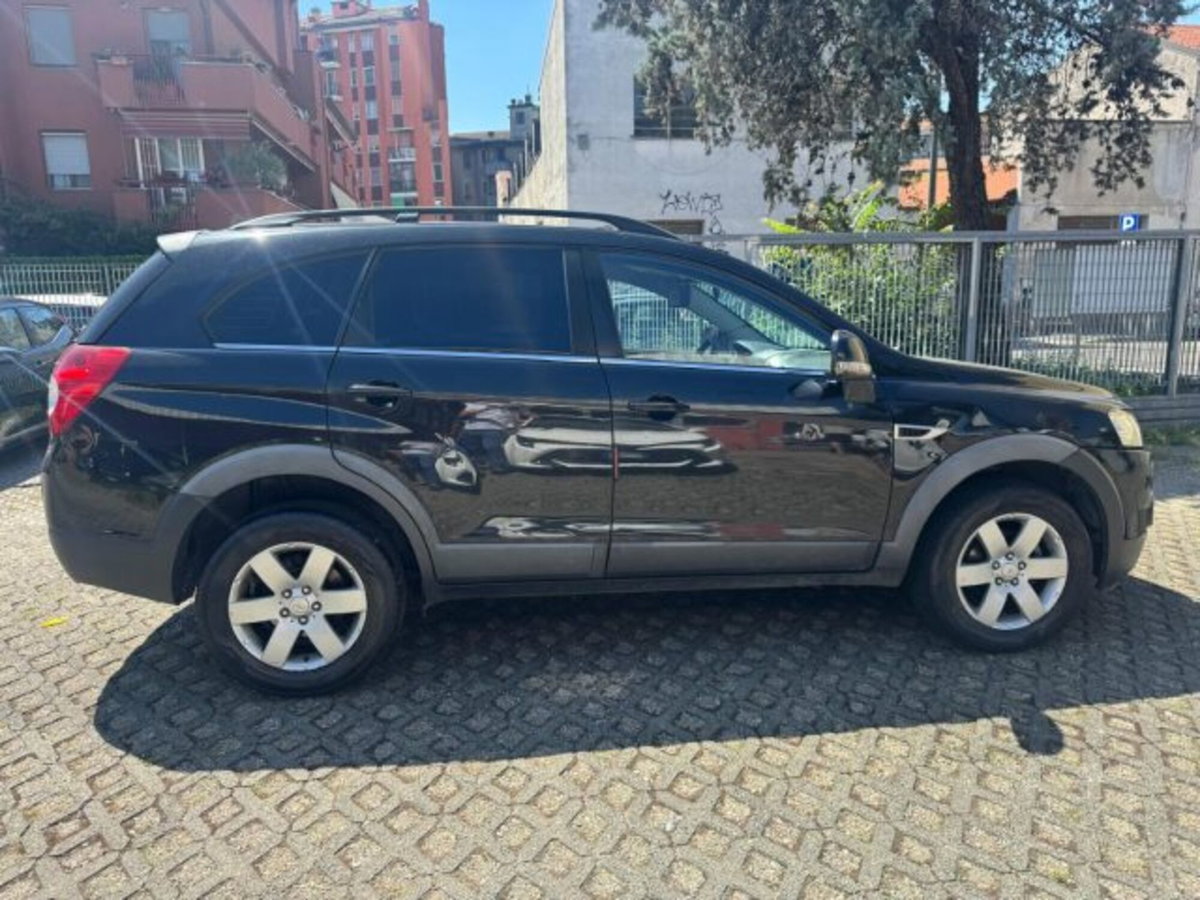 Chevrolet Captiva 2.2 VCDi 163CV 2WD LS (3)