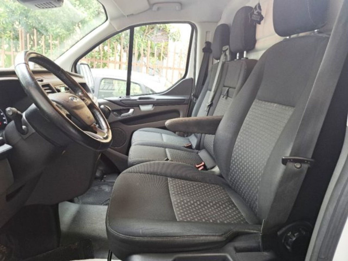 Ford Transit Custom Furgone 280 2.0 EcoBlue 130 PC Furgone Titanium (8)