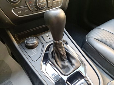 Jeep Cherokee 2.2 Mjt Limited (20)
