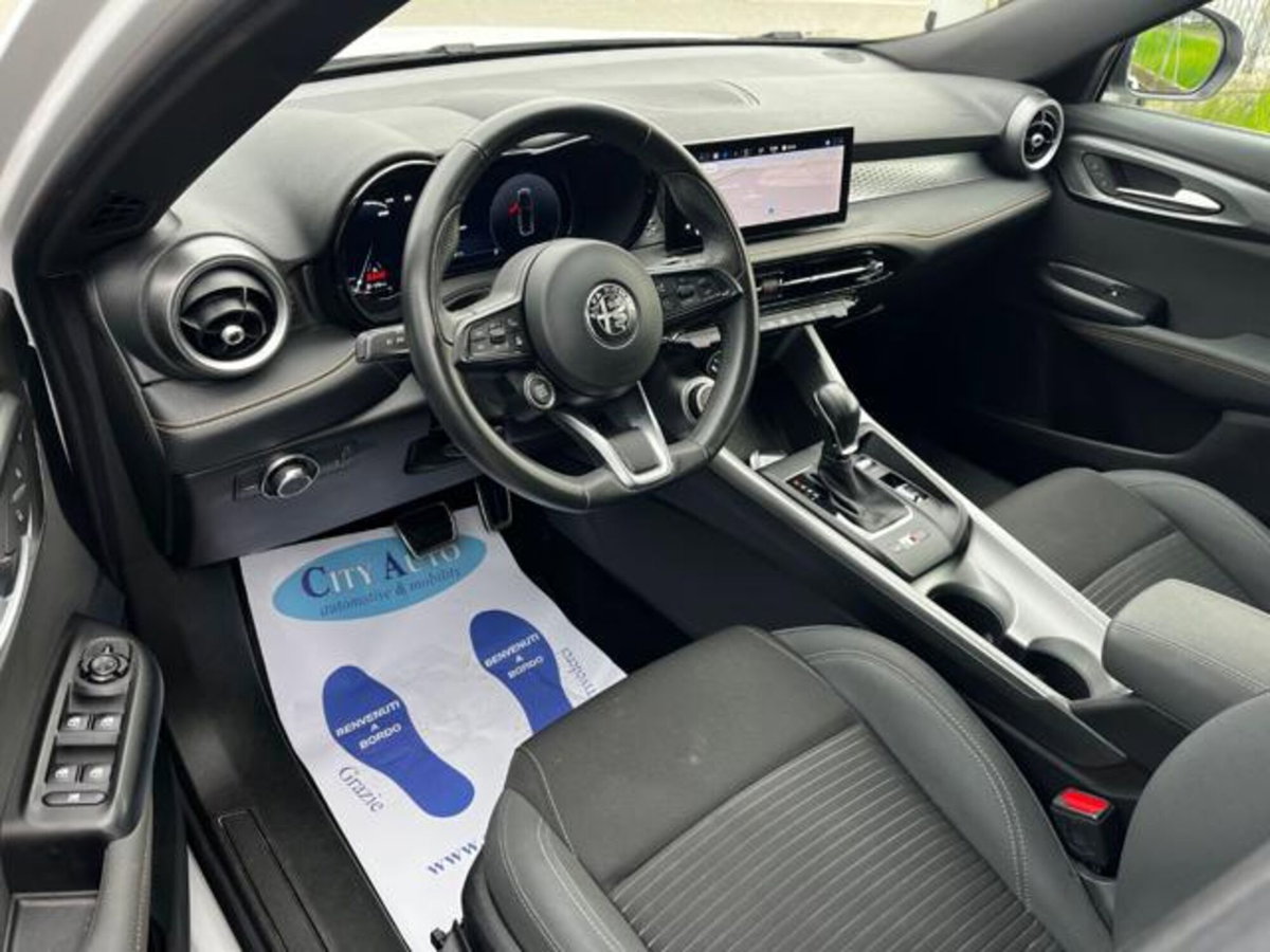 Alfa Romeo Tonale 1.6 Sprint 130cv tct6 (12)