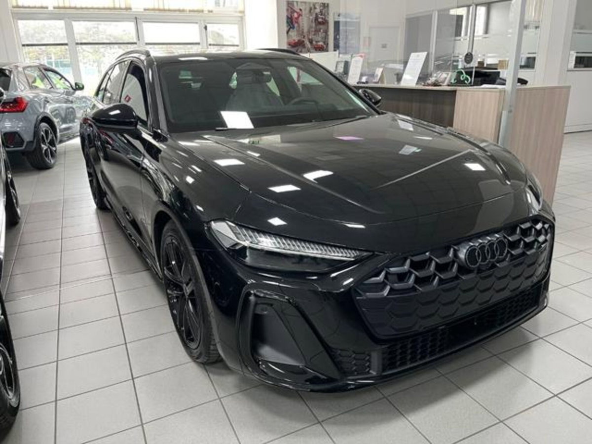 Audi A5 Avant 2.0 tdi mhev+ S line edition 204cv s-tronic