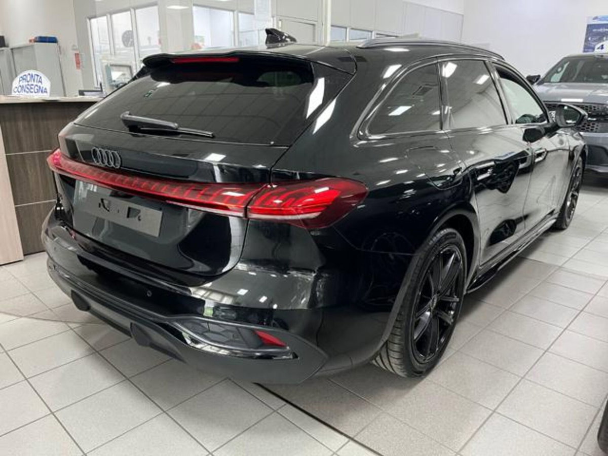 Audi A5 Avant 2.0 tdi mhev+ S line edition 204cv s-tronic (2)