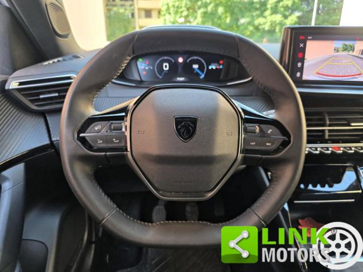 Peugeot 2008 1.2 puretech Allure s&s 100cv (10)