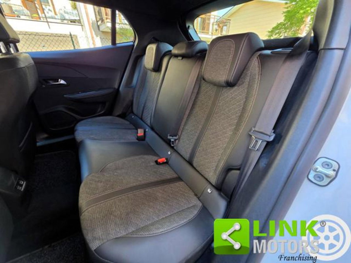 Peugeot 2008 1.2 puretech Allure s&s 100cv (6)