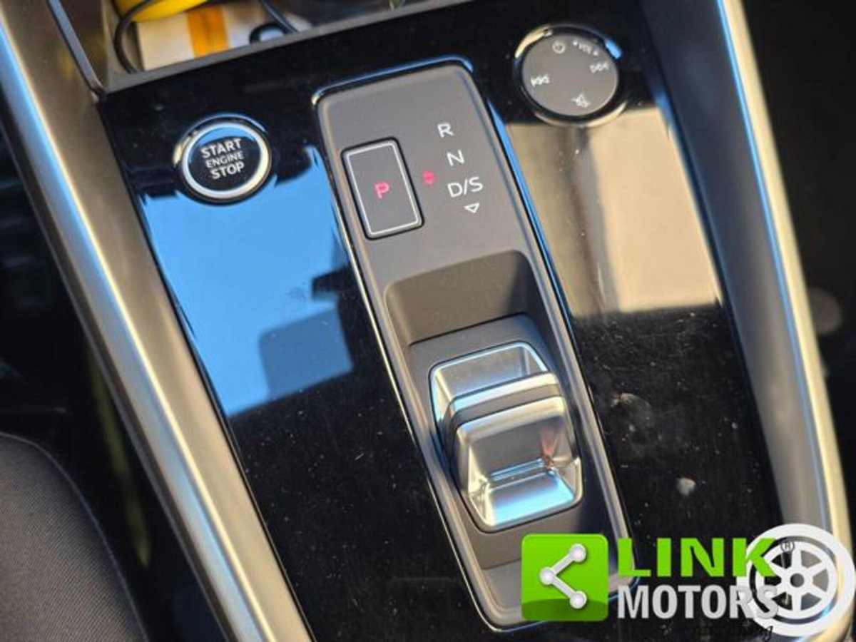 Audi A3 Sedan 35 TDI S tronic Business (12)