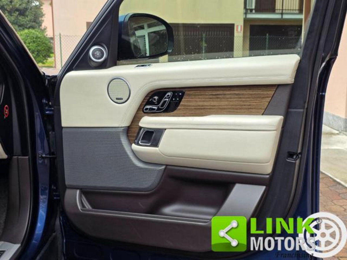 Land Rover Range Rover 4.4 SDV8 Vogue (18)