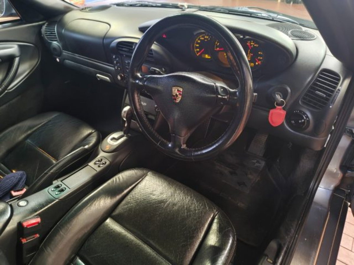 Porsche Boxster 2.7 24V (7)