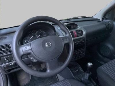 Opel Corsa 1.2i 16V cat 3 porte Sport (7)