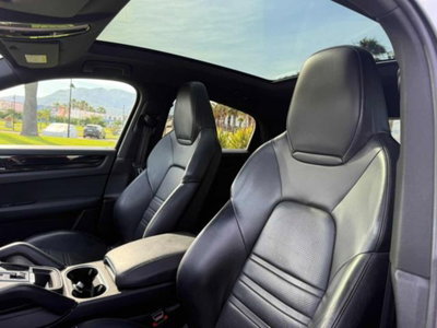 Porsche Cayenne Coupé 3.0 V6 E-Hybrid (10)