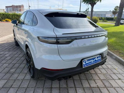 Porsche Cayenne Coupé 3.0 V6 E-Hybrid (4)