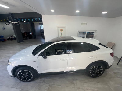 Audi Q3 Sportback 35 2.0 tdi Identity Black s-tronic (6)