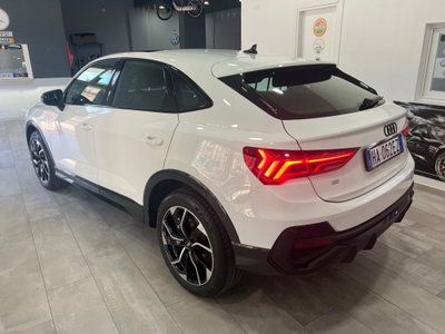 Audi Q3 Sportback 35 2.0 tdi Identity Black s-tronic (8)