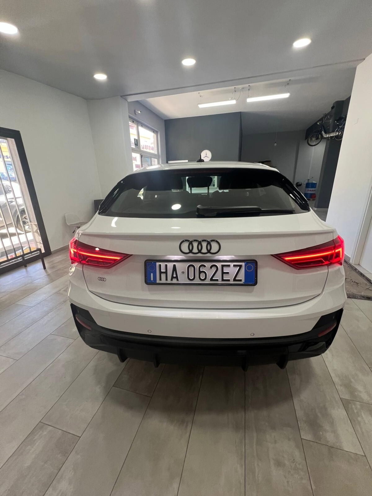 Audi Q3 Sportback 35 2.0 tdi Identity Black s-tronic (9)