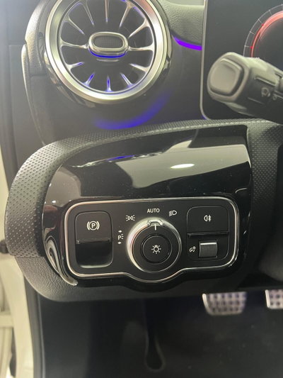 Mercedes-Benz Classe A 220 Automatic Premium (10)