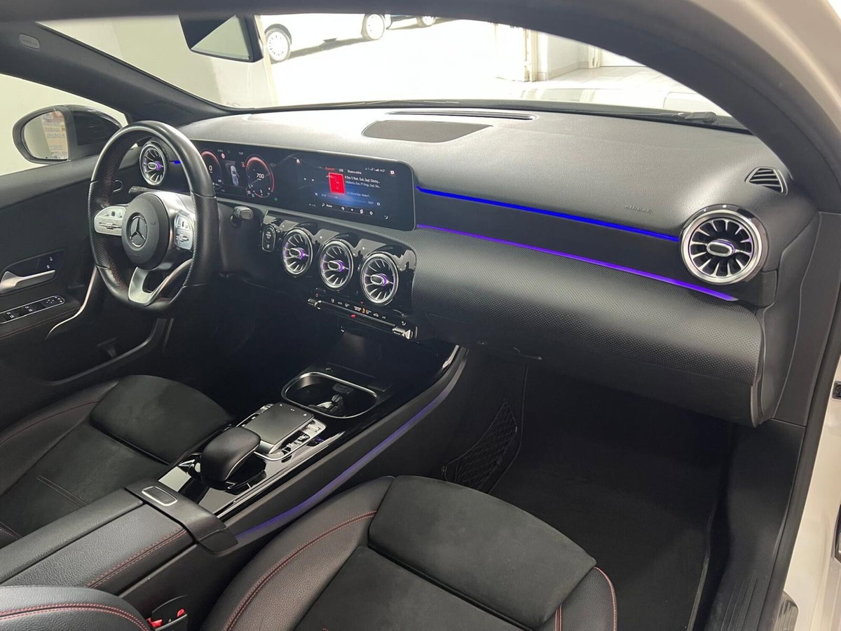 Mercedes-Benz Classe A 220 Automatic Premium (13)
