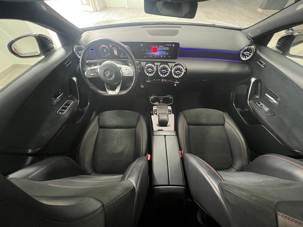 Mercedes-Benz Classe A 220 Automatic Premium (15)