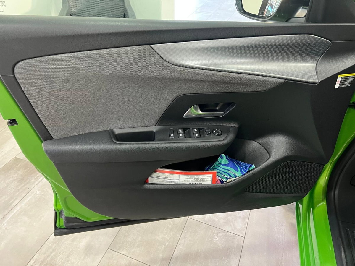 Opel Mokka 1.2 Turbo Elegance (8)