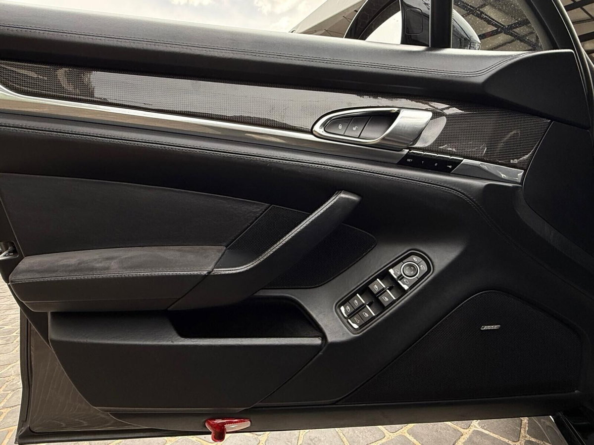 Porsche Panamera 4.8 GTS (14)