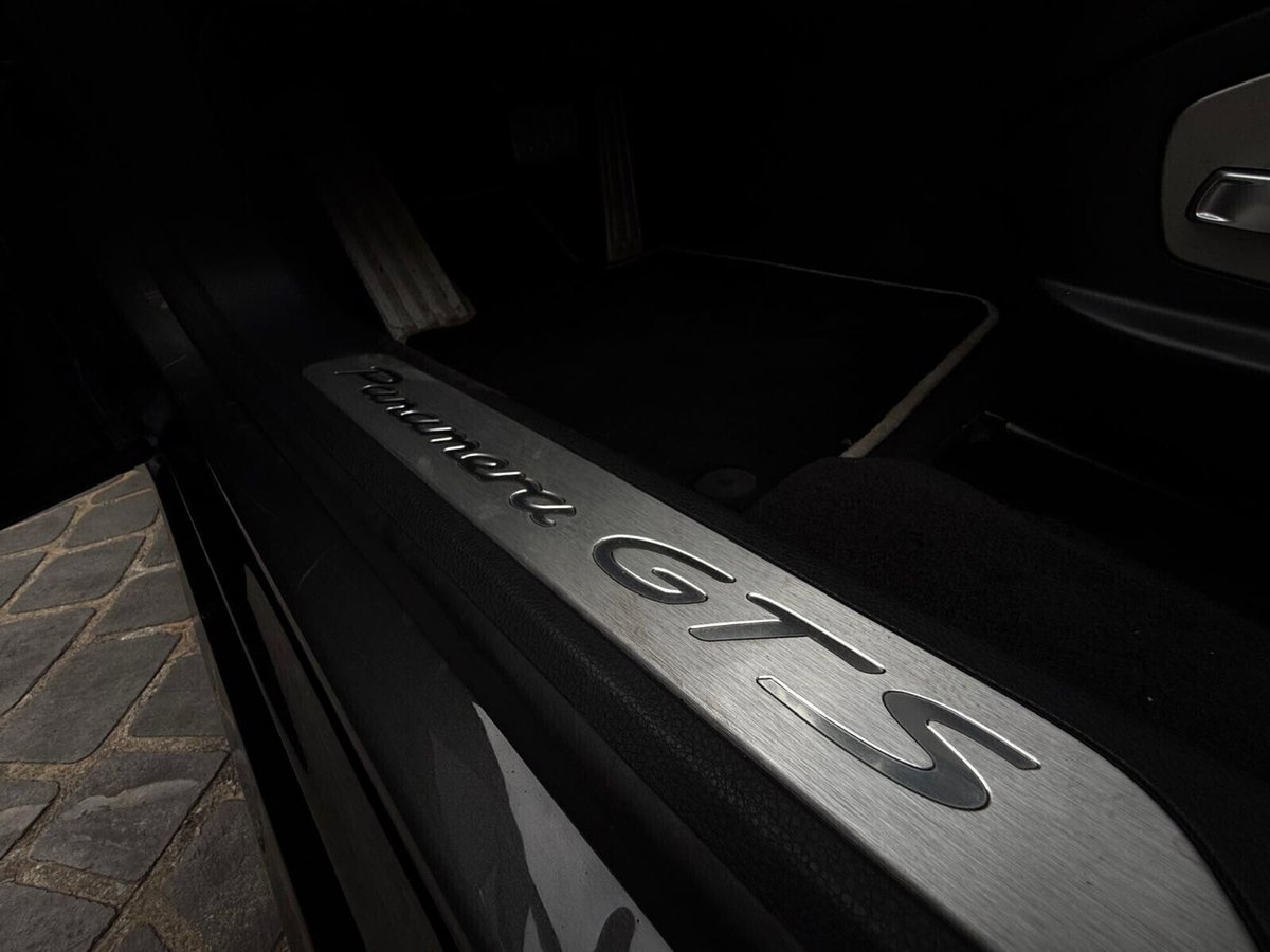 Porsche Panamera 4.8 GTS (15)