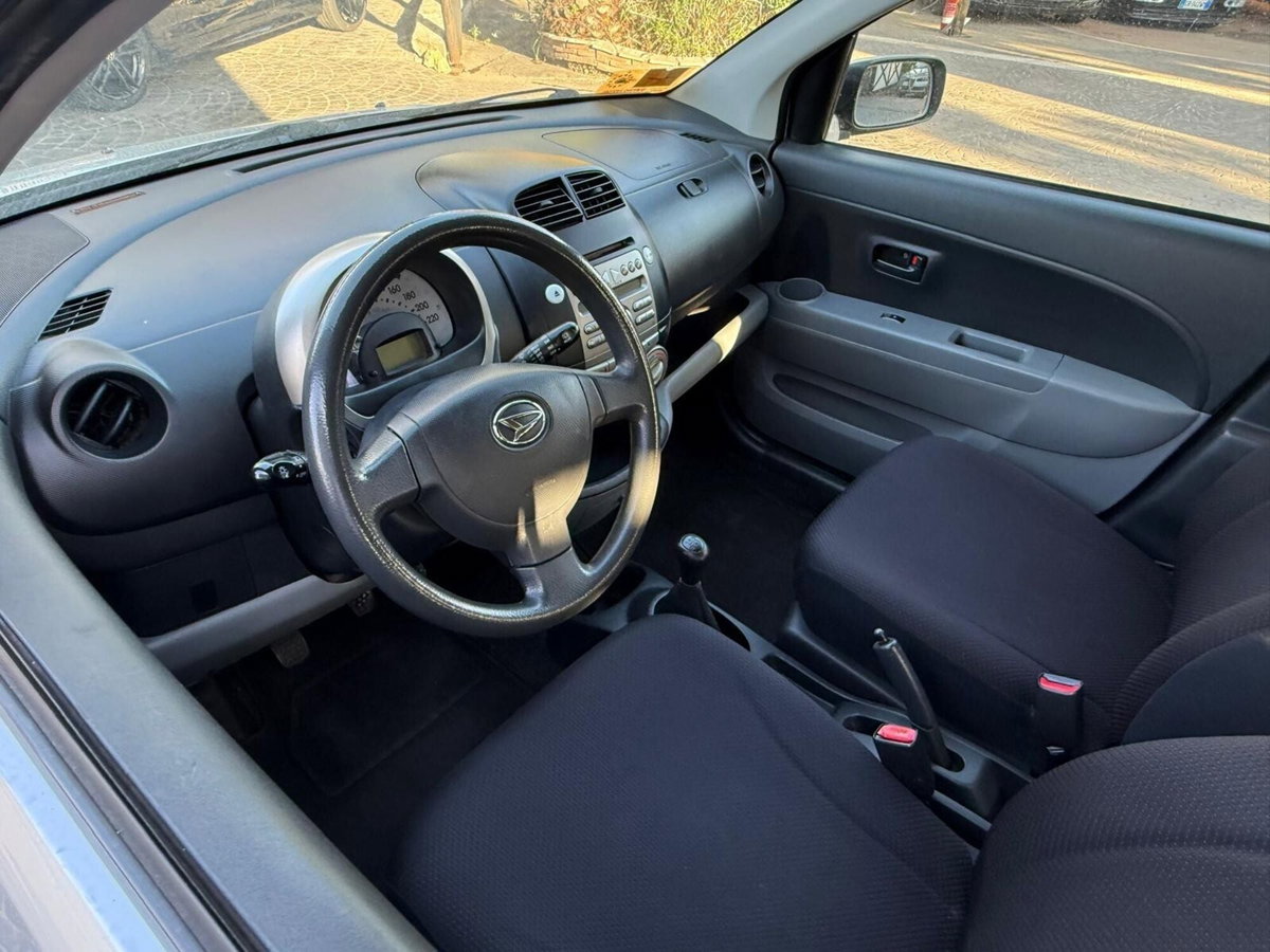 Daihatsu Sirion 1.3 16V Mio Sport (11)
