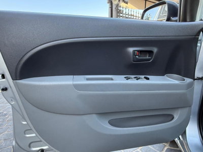 Daihatsu Sirion 1.3 16V Mio Sport (13)