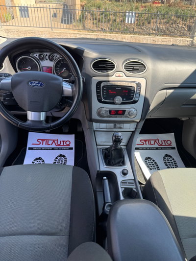 Ford Focus 1.6 TDCi (110CV) 5p. Tit. DPF (10)