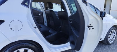 Renault Clio dCi 8V 90CV Start&Stop 5 porte Energy Intens (16)