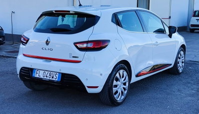Renault Clio dCi 8V 90CV Start&Stop 5 porte Energy Intens (4)