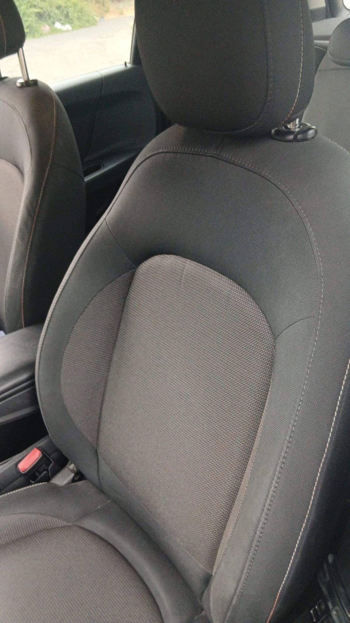 MINI Mini Countryman 2.0 Cooper D Hype Countryman (8)