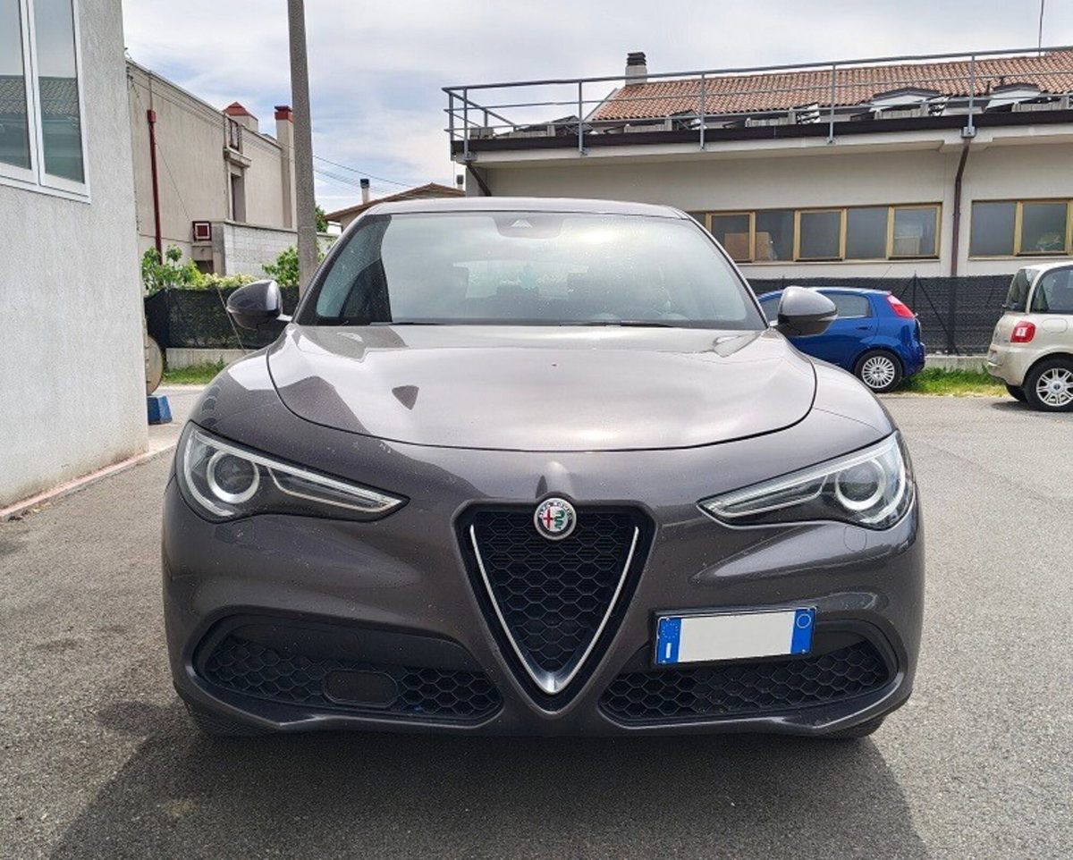 Alfa Romeo Stelvio Stelvio 2.2 Turbodiesel 190 CV AT8 RWD Business