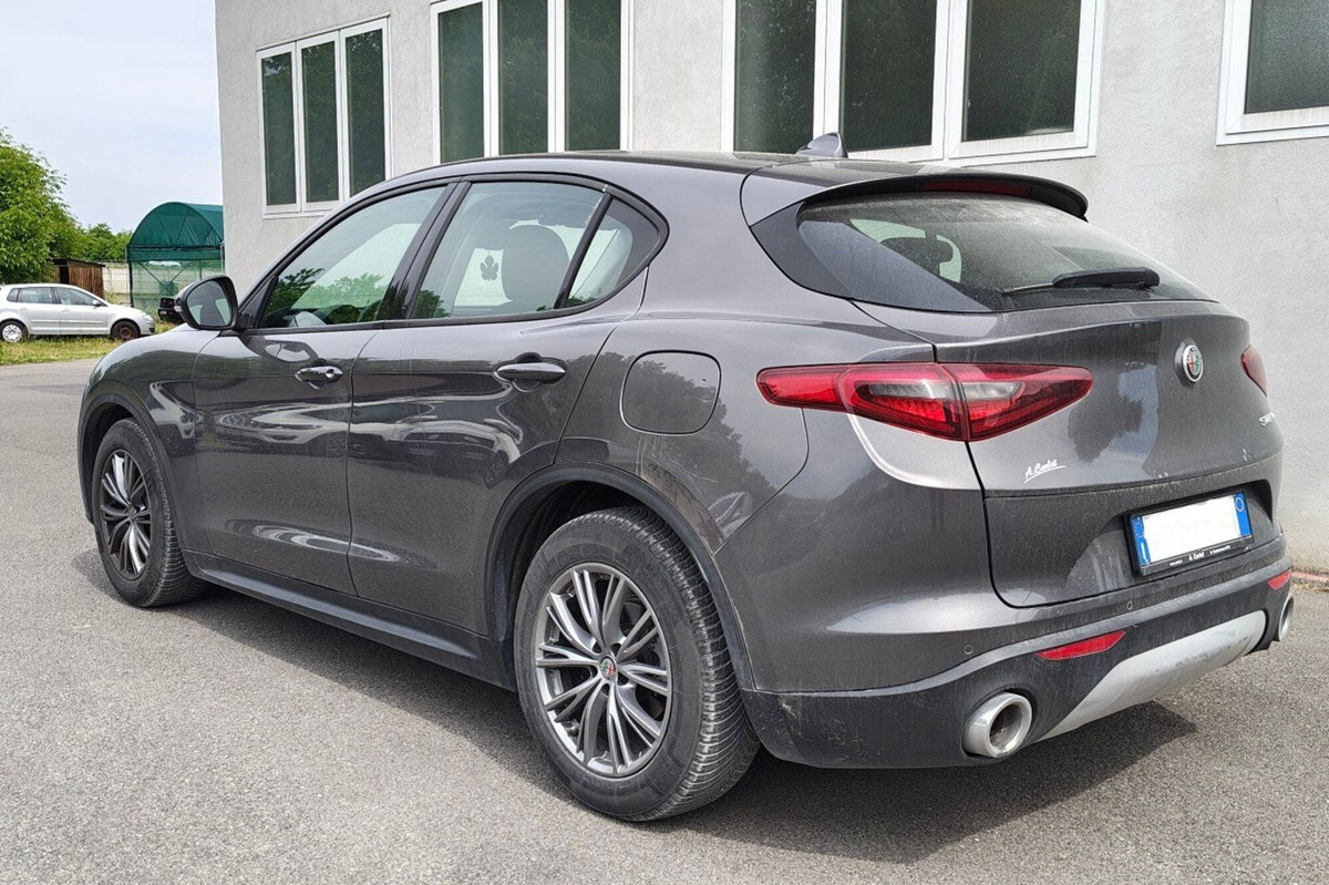 Alfa Romeo Stelvio Stelvio 2.2 Turbodiesel 190 CV AT8 RWD Business (5)