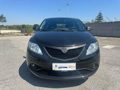 Lancia Ypsilon 1.2 69 CV 5 porte Elefantino Blu (4)