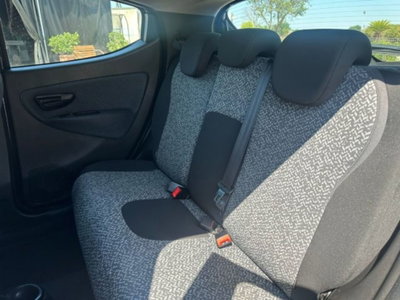 Lancia Ypsilon 1.2 69 CV 5 porte Elefantino Blu (9)