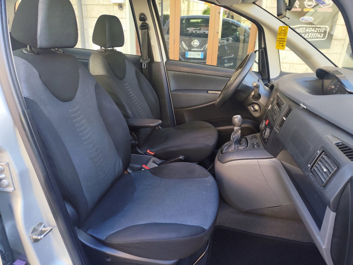 Fiat Idea 1.3 Multijet 16V Emotion (10)