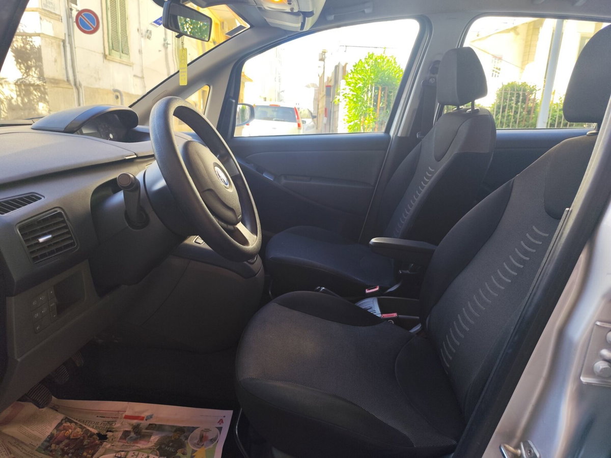 Fiat Idea 1.3 Multijet 16V Emotion (20)