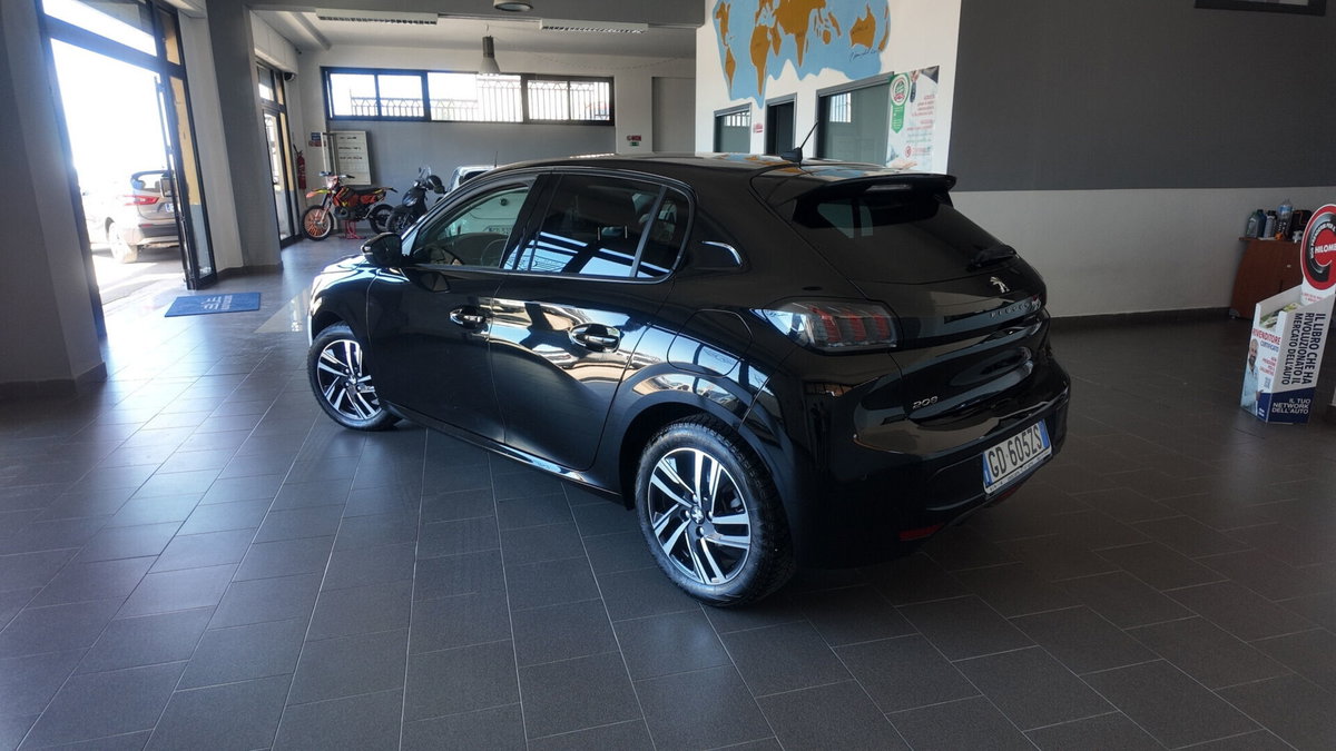 Peugeot 208 BlueHDi 100 Stop&Start 5 porte Allure (4)