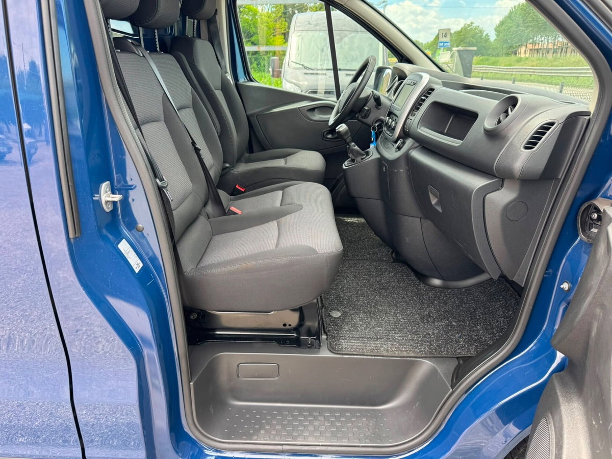 Renault Trafic Furgone T29 2.0 dCi 120CV PL-TN-DC Furgone Ice Plus (12)