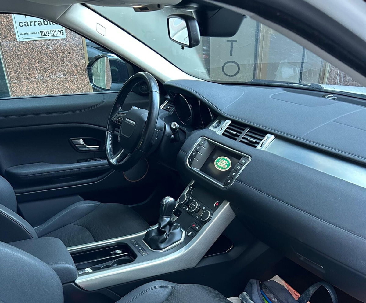 Land Rover Range Rover Evoque 2.0 TD4 150 CV 5p. Pure (6)