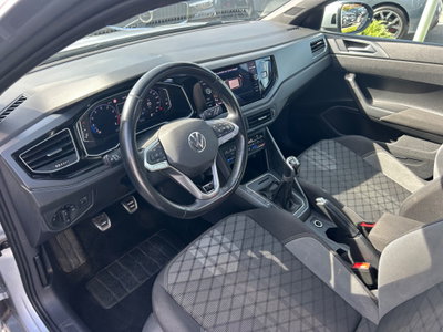 Volkswagen Taigo 1.0 TSI 110 CV DSG R-Line (10)